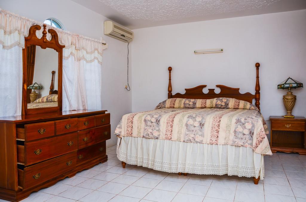 نيغريل Vanvilla Guest House الغرفة الصورة
